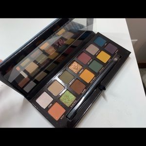ANASTASIA BEVERLY HOLLS SUBCULTURE